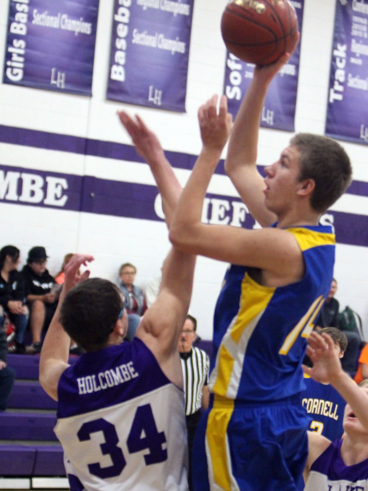 Cornell at Lake Holcombe boys basketball 12-4-18
